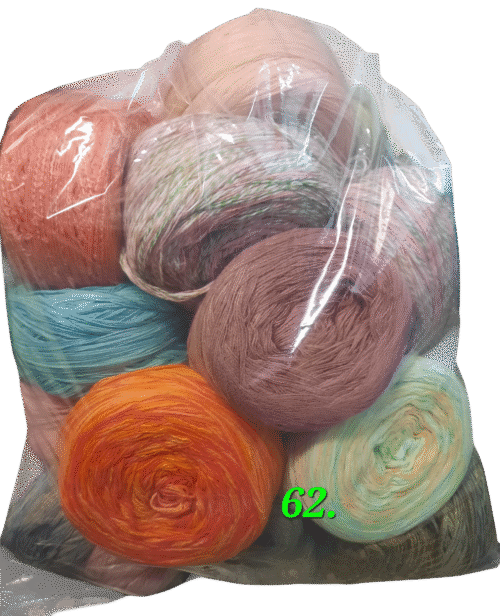 4 kg kott Itaalia segulõngasid : meriino, puuvillane, viskoos, akrüül – kott nr. 62