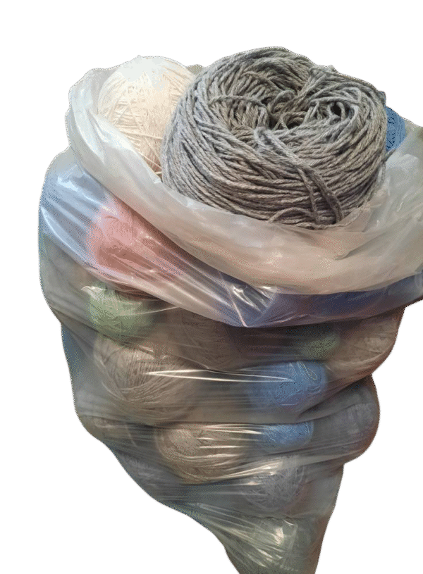 13,4 kg kott puuvilla- ja sünteetikasegulõng